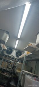Мелочь, а неприятно: перегорели лампы в холодильной камере