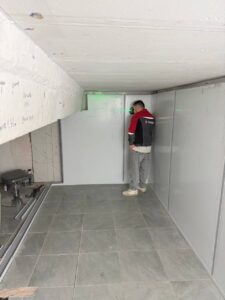 Холодильная камера. Монтаж.